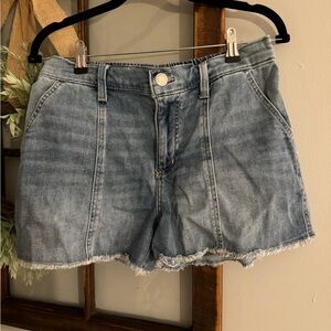 Maurice’s Size Medium Jean Shorts